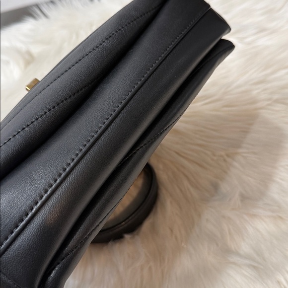 TORY BURCH Kira Lambskin Chevron Bag - Picture 11 of 16